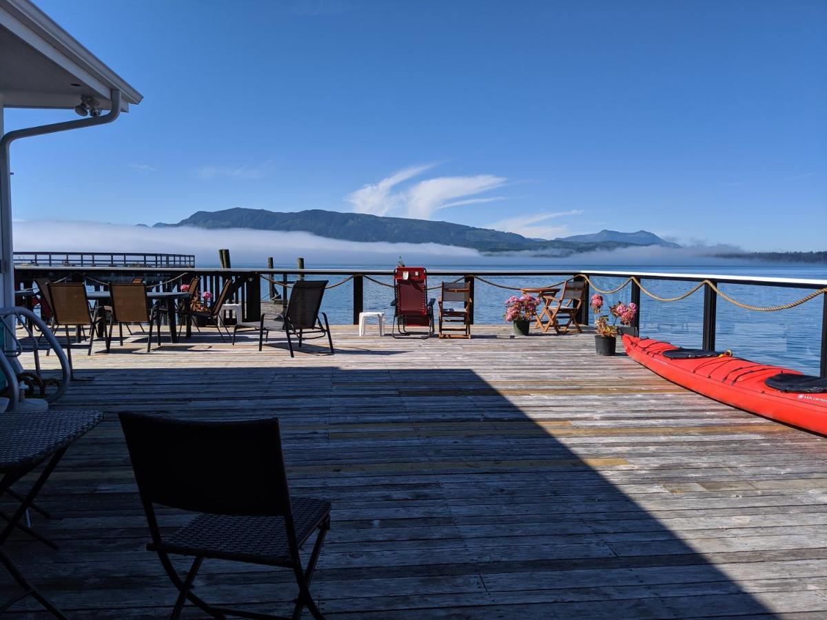 Nimpkish Hotel Alert Bay ภายนอก รูปภาพ